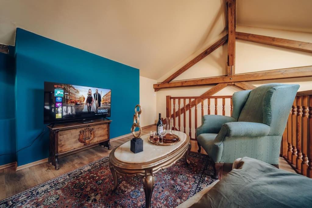 Magnificent Historical Penthouse In The Heart Of Prague Apartment ภายนอก รูปภาพ